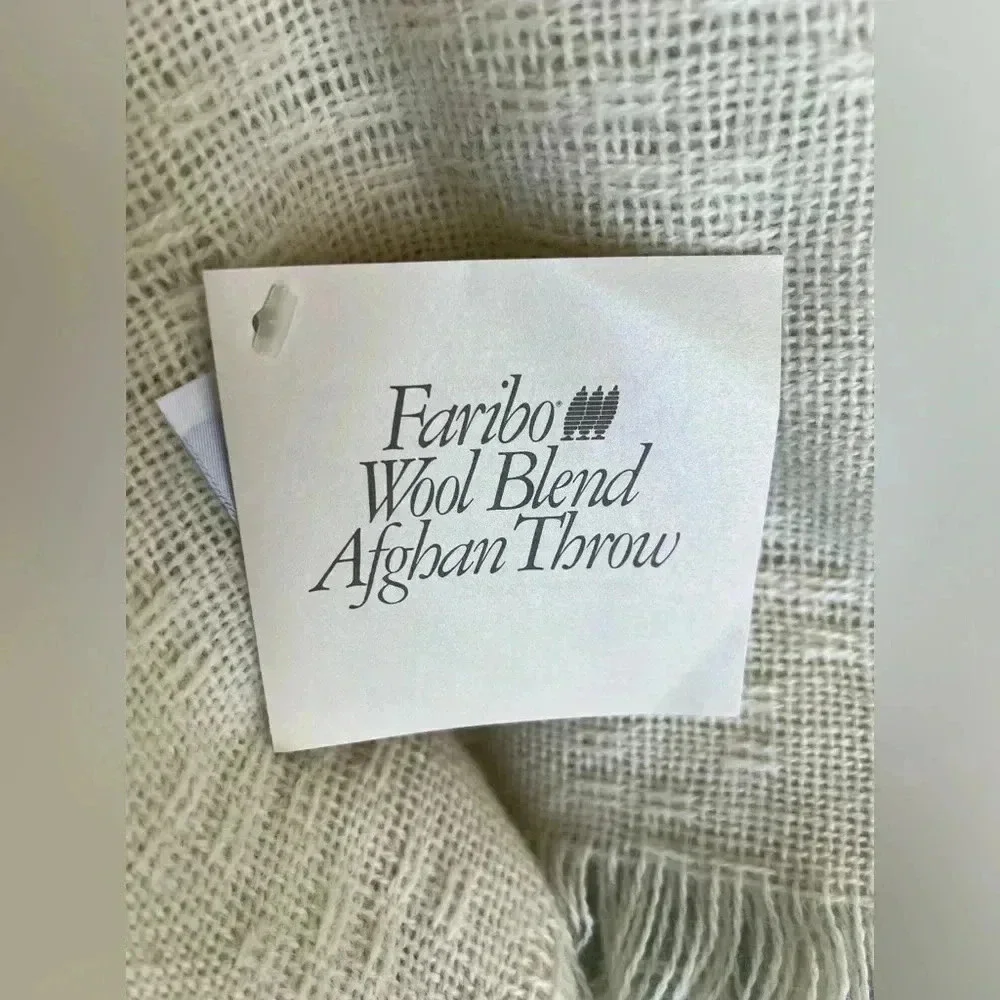 NWT- Vintage Faribo Afghan Throw Wool Blend Plus Thermal Washable Fringe